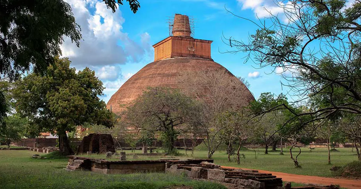 jethawanaramaya-anuradhapura